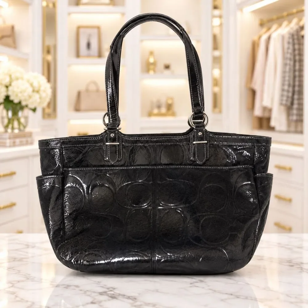 COACH Black Signature Classic Patent Leather Embossed Logo handbag/tote bag